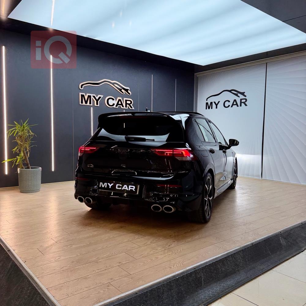 فولكسفاغن جولف R